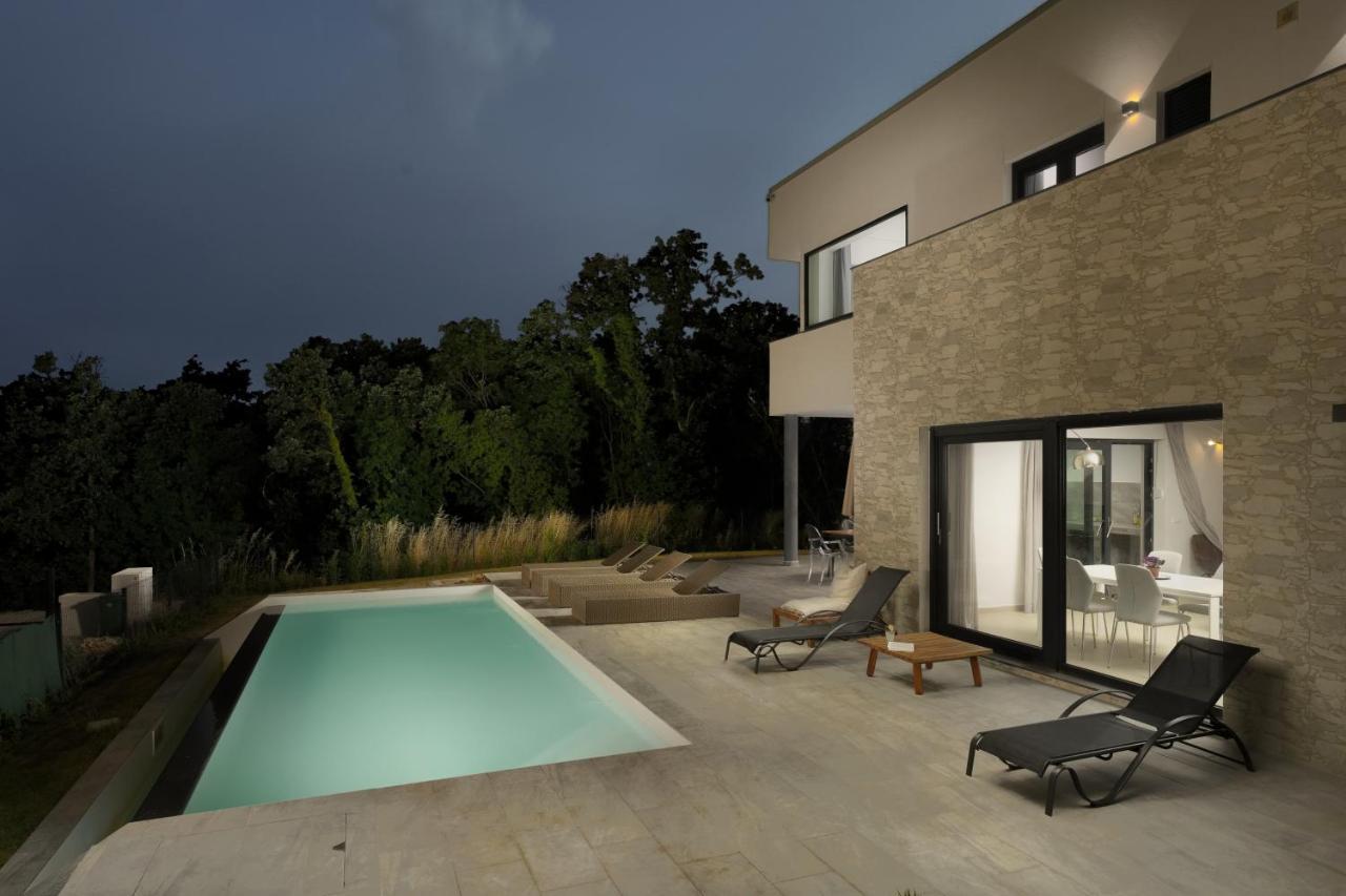 Sea View Villa Cala Royal Krnica Exterior foto